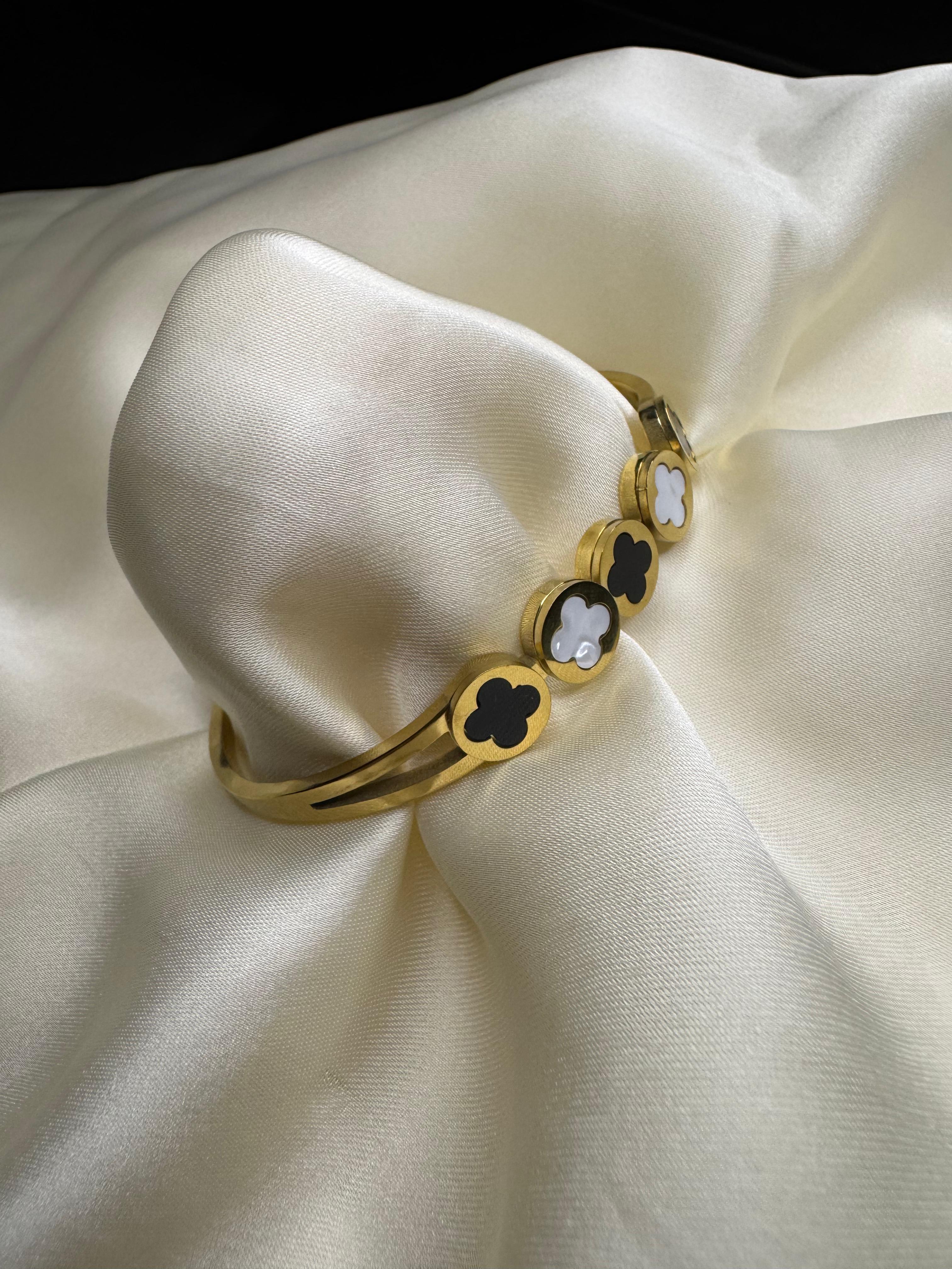 Blood Vibes Gold Clover Charm