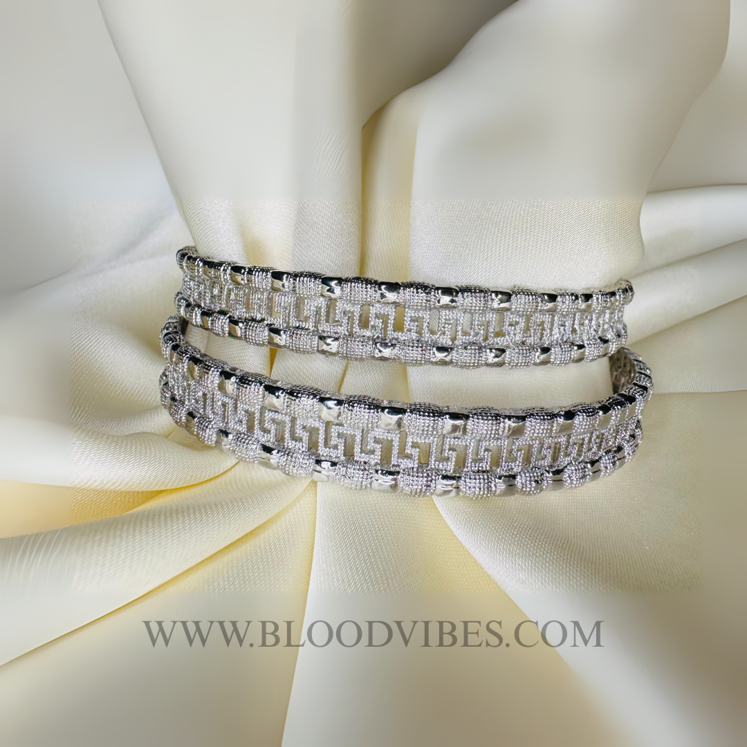 Royal Charm ✨SIlver Versace Style Bangles